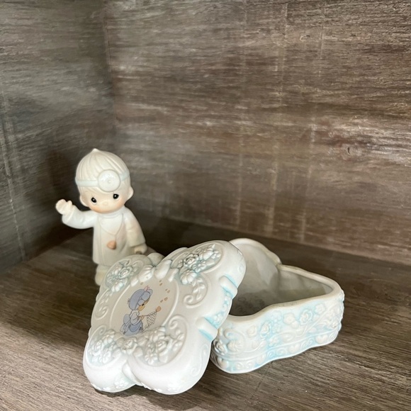 Previous Moments Trinket Box and Dr Figure - Picture 2 of 4